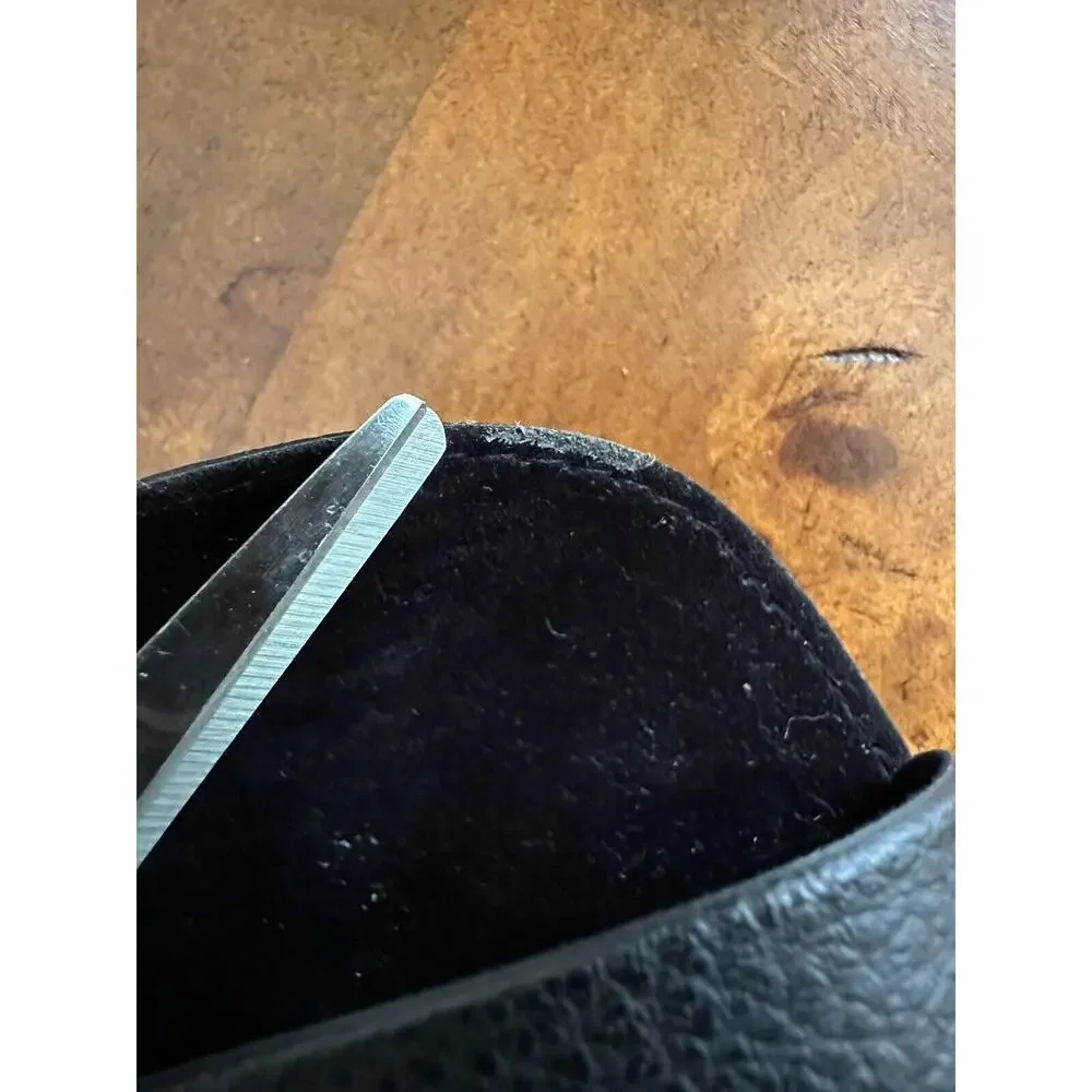Authentic Ray-Ban Sunglasses Leather Case - Black